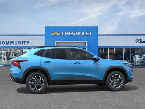 New 2026 Chevrolet Trax LT w/ Driver Confidence Package image 6