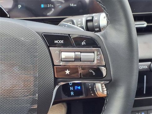 New 2025 Hyundai Ioniq 5 SEL image 12