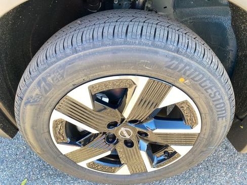 New 2026 Nissan Kicks SV w/ Charging Package image 25