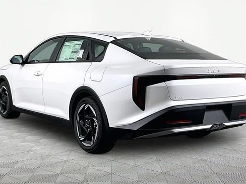 New 2026 Kia K4 EX FWD image 4