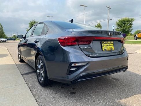 Used 2019 Kia Forte LXS FWD image 7