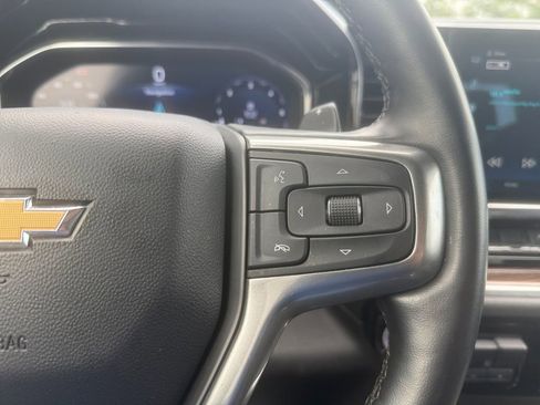Used 2025 Chevrolet Silverado 1500 LT AWD/4WD image 23