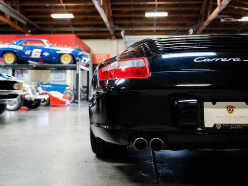 Used 2008 Porsche 911 Carrera S image 37