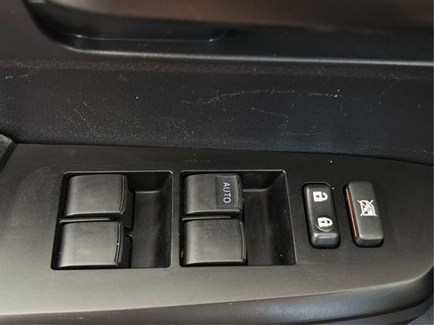Used 2020 Toyota Tundra SR AWD/4WD image 39