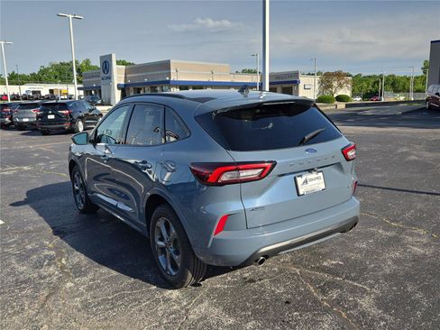 Used 2023 Ford Escape ST-Line Select AWD/4WD image 26