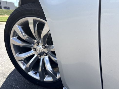 Used 2020 Chrysler 300 Limited image 12