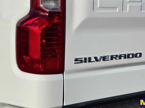 Used 2025 Chevrolet Silverado 1500 LT image 37