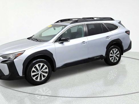Certified 2023 Subaru Outback Premium AWD/4WD image 4