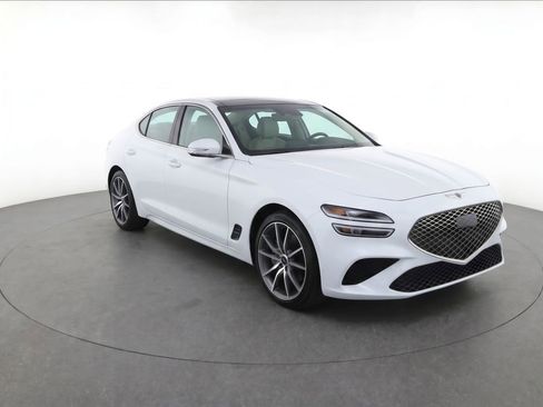 Used 2026 Genesis G70 2.5T Prestige RWD image 2