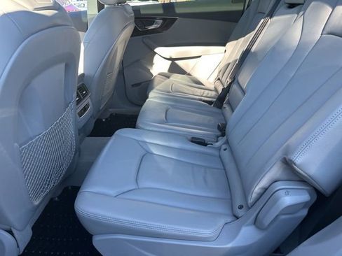 Used 2018 Audi Q7 3.0T Premium Plus image 23