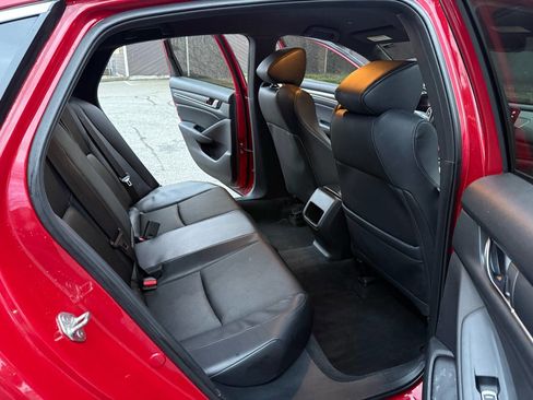 Used 2018 Honda Accord Sport image 44