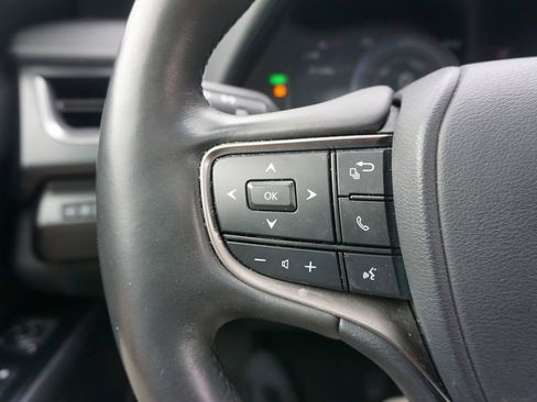 Used 2024 Lexus UX 250h FWD w/ Premium Package image 8