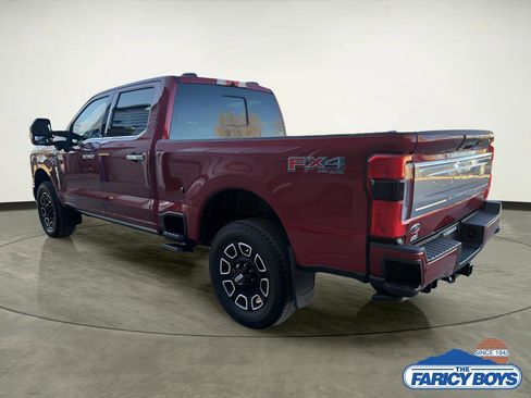 Used 2024 Ford F250 Platinum image 2