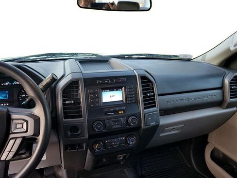 Used 2020 Ford F250 XL w/ Power Equipment Group image 21