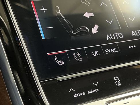 Used 2023 Audi A8 L 3.0T w/ Luxury Package image 8