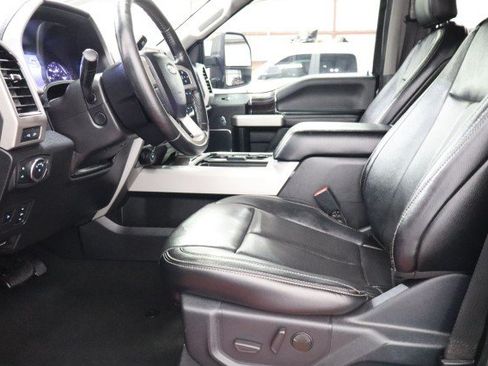 Used 2020 Ford F350 Lariat w/ Lariat Ultimate Package AWD/4WD image 6