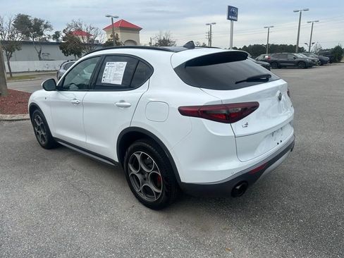 Used 2022 Alfa Romeo Stelvio Ti w/ Active Assist Plus Package image 9