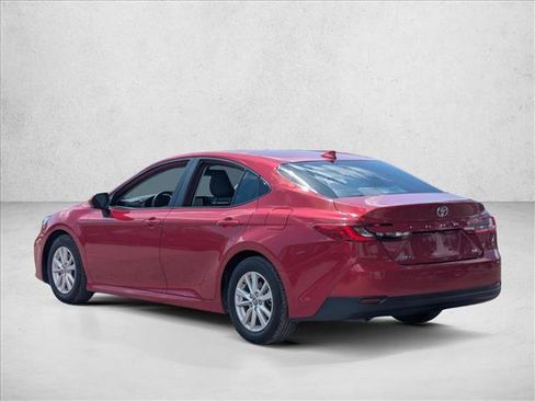 Used 2025 Toyota Camry LE FWD image 6