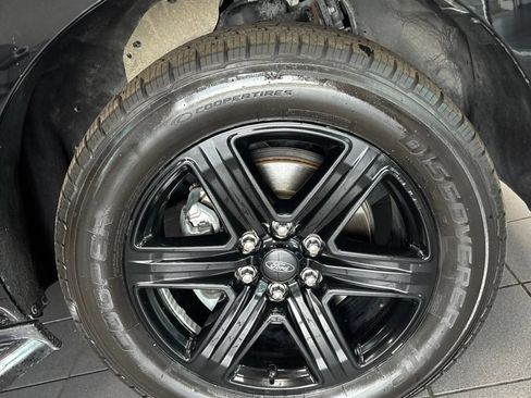Used 2021 Ford Expedition XLT RWD image 11