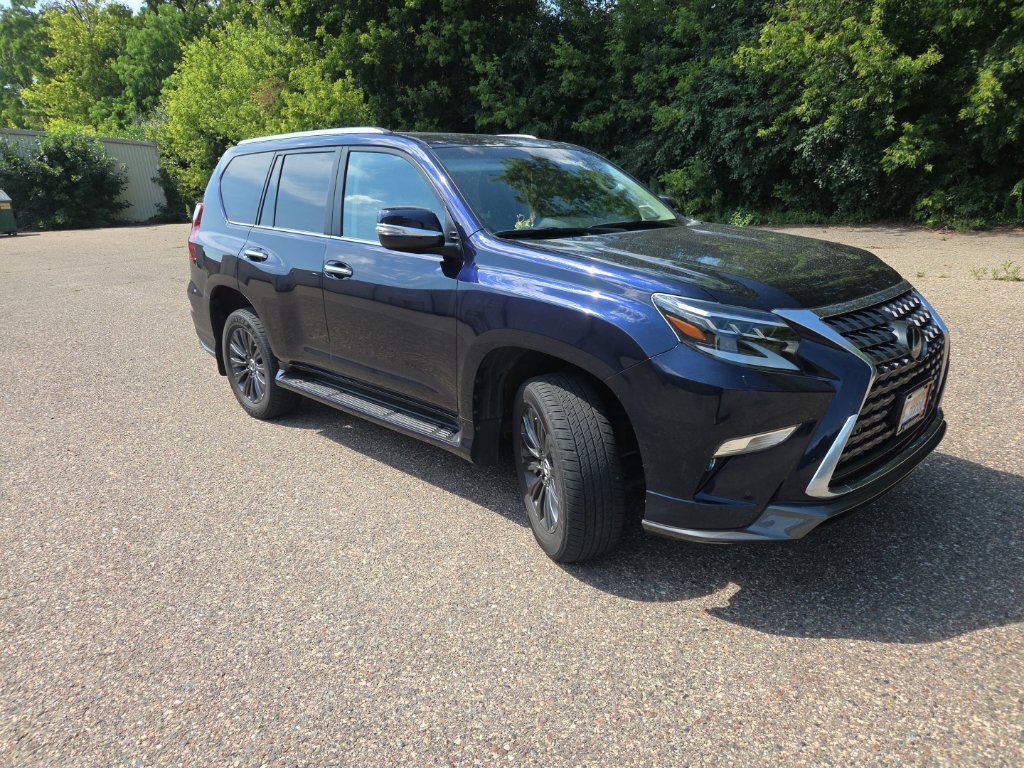 Used 2021 Lexus GX 460 Premium w/ Accessory Package AWD/4WD image 23