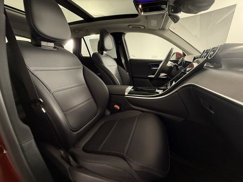 Certified 2024 Mercedes-Benz GLC 300 4MATIC image 27