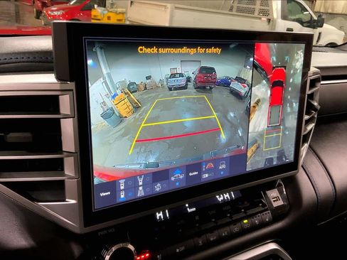 Used 2025 Toyota Tundra Platinum image 27