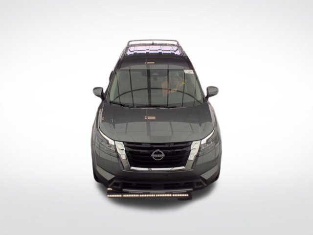 Used 2025 Nissan Pathfinder SL FWD image 7
