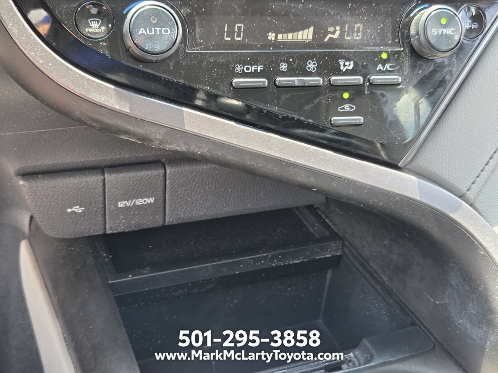 Used 2024 Toyota Camry SE FWD image 19