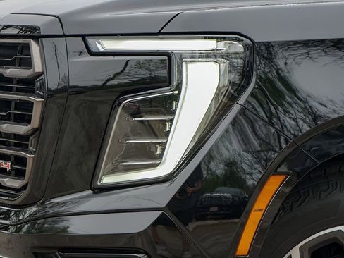 New 2026 GMC Yukon AT4 Ultimate image 3