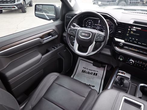 Used 2022 GMC Sierra 1500 SLT w/ SLT Convenience Package AWD/4WD image 19