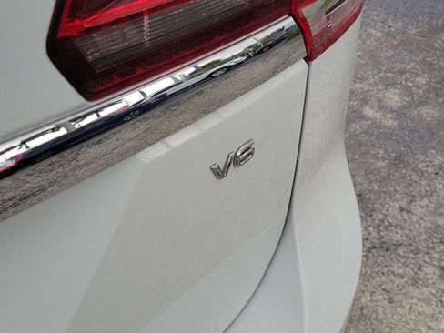 Used 2018 Volkswagen Atlas SEL FWD image 6