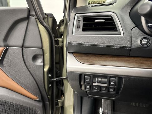 Used 2019 Subaru Outback 3.6R Touring w/ Popular Package #3A image 31