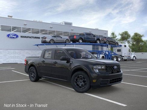 New 2025 Ford Maverick XLT w/ Equipment Group 301A AWD/4WD image 7