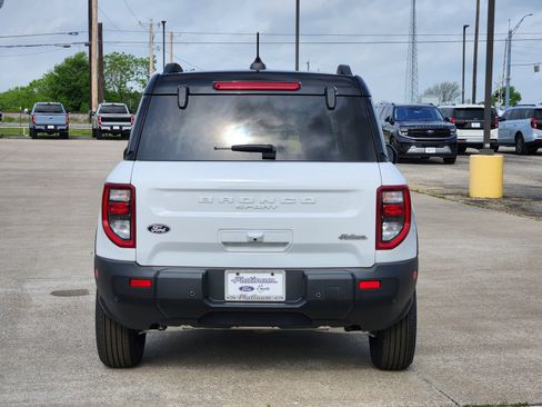 New 2026 Ford Bronco Sport Outer Banks w/ Outer Banks Tech Package+ AWD/4WD image 8