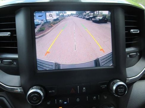 Used 2022 RAM 2500 Laramie w/ Night Edition AWD/4WD image 25