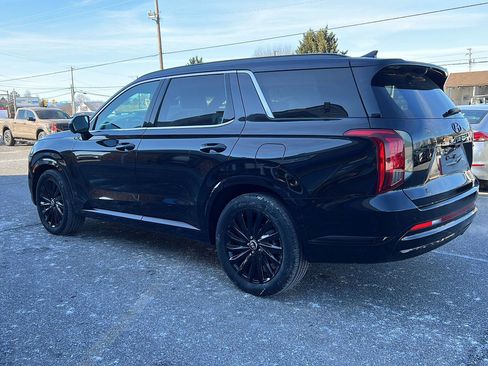 Used 2025 Hyundai Palisade Calligraphy image 3