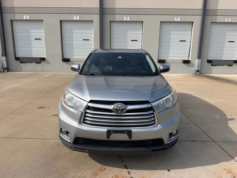 Used 2016 Toyota Highlander Limited Platinum image 7