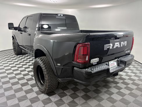 Used 2025 RAM 3500 Longhorn AWD/4WD image 3