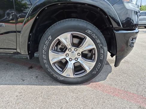Used 2022 RAM 1500 Laramie w/ Sport Appearance Package AWD/4WD image 18