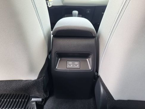 Used 2025 Toyota Corolla LE FWD image 23