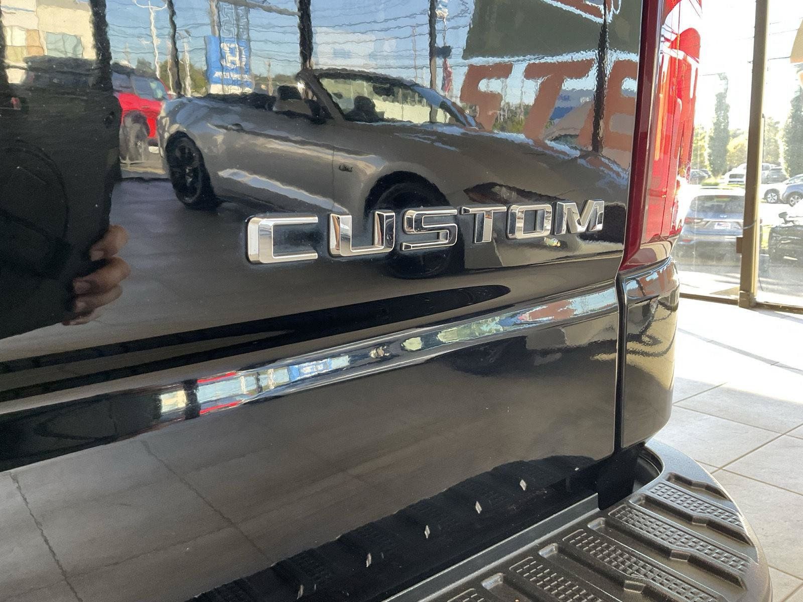 Used 2021 Chevrolet Silverado 1500 Custom AWD/4WD image 8