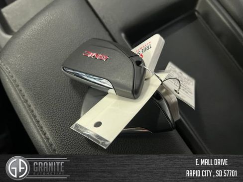 Used 2024 GMC Sierra 1500 Elevation w/ X31 Off-Road Package AWD/4WD image 23