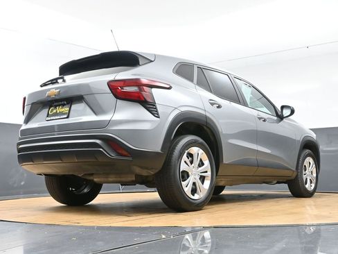 Used 2024 Chevrolet Trax LS w/ Driver Confidence Package FWD image 50