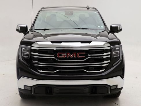 Used 2025 GMC Sierra 1500 SLT AWD/4WD image 5
