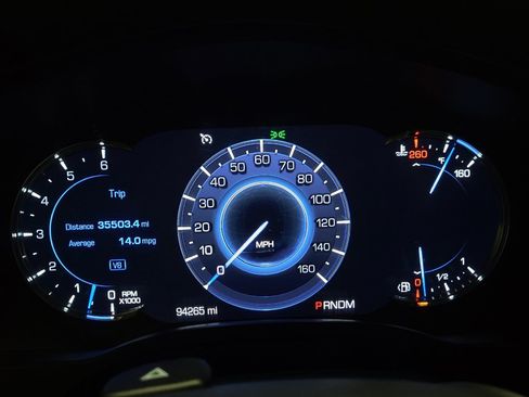 Used 2016 Cadillac Escalade Luxury AWD/4WD image 23