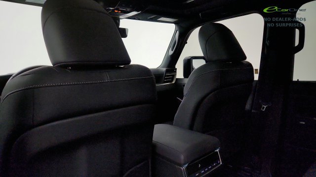 Used 2026 Lexus GX 550 w/ Accessory Package (2T) AWD/4WD image 46