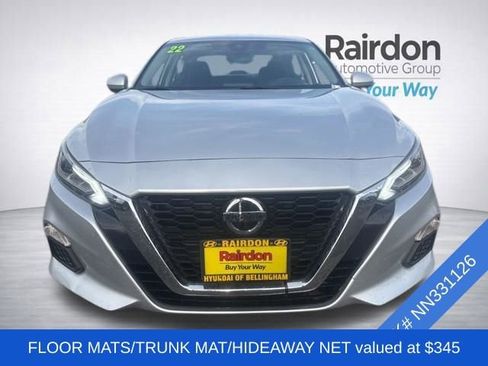 Used 2022 Nissan Altima 2.5 SV image 2