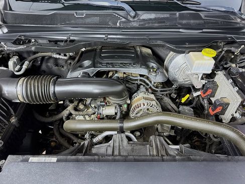 Used 2019 RAM 1500 Big Horn AWD/4WD image 34