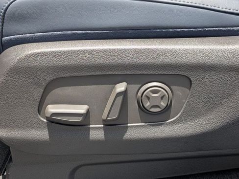 New 2026 Kia Carnival SX FWD image 23