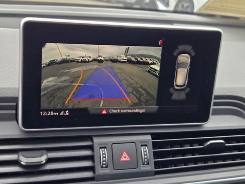 Used 2018 Audi Q5 2.0T Premium Plus w/ Premium Plus Package image 18